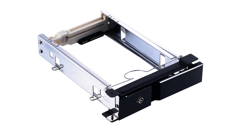 一键安装，多重保护。3.5寸硬盘抽取托架，为您的数据提供全方位的安全防护！